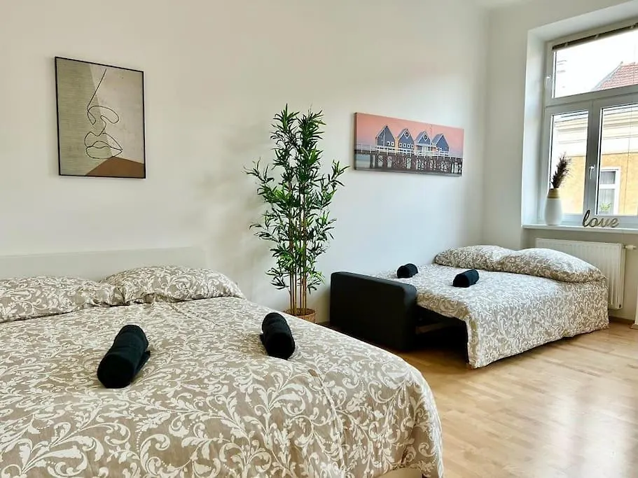 Apartamento Cosy Studio With Terrace Viena